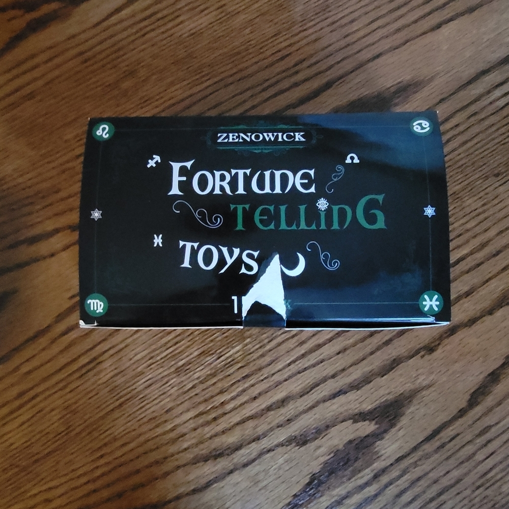 Zenowick Fortune Telling Toys Box Set with Crystals